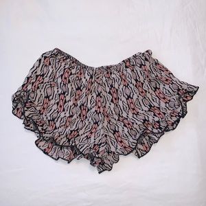 BRANDY MELVILLE PRINTED SHORTS ONE SIZE FITS ALL